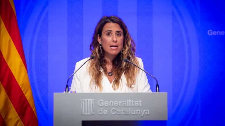 Cataluña prevé prorrogar una semana el toque de queda y reduce a 162 municipios