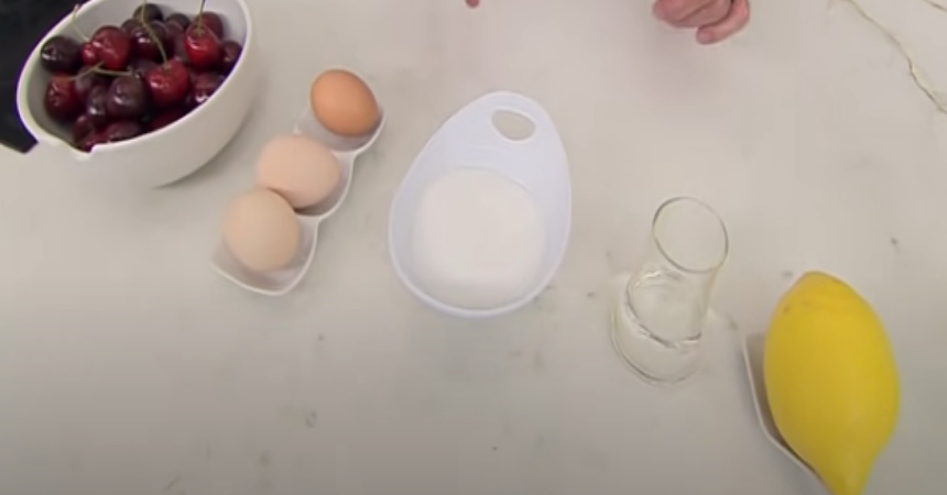 Cerezas con merengue: la combinación perfecta con la que Arguiñano da la bienvenida al verano 2 Ingredientes