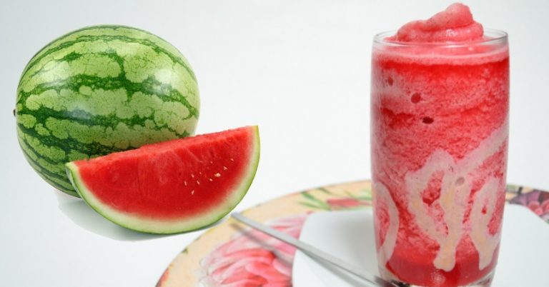 Cómo hacer un sorbete de sandía espectacular en 2 minutos