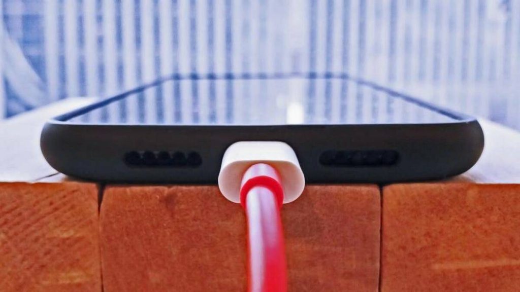 Nace la batería que se carga con sudor: así funciona 70 Como son las baterias de los teleofno de hoy dia