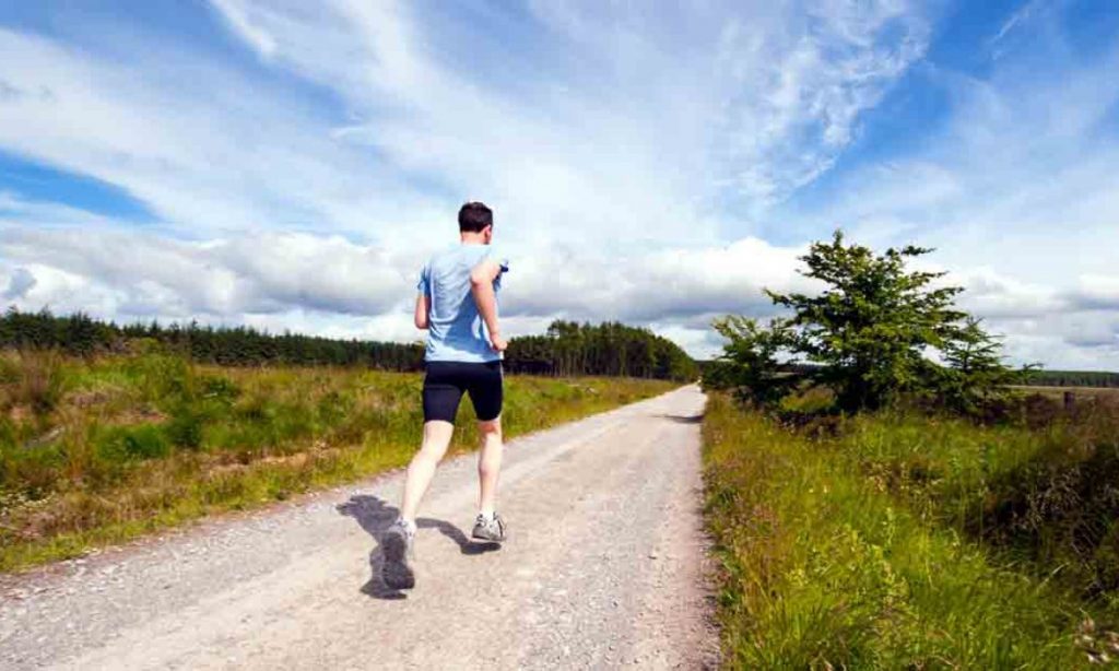 Cuerpo en equilibrio con el ajo
