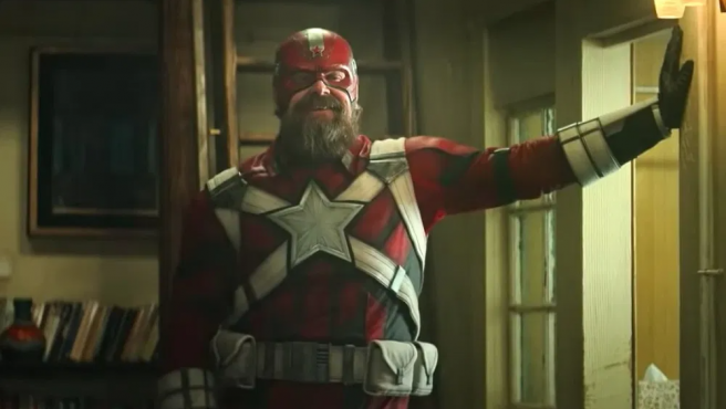 De fondón a cañón: así ha sido la brutal transformación del 'poli' de Stranger Things