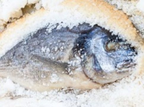 Dorada al horno_ el tiempo y temperatura ideal para hacerla a la sal Dorada al horno: el tiempo y temperatura ideal para hacerla a la sal