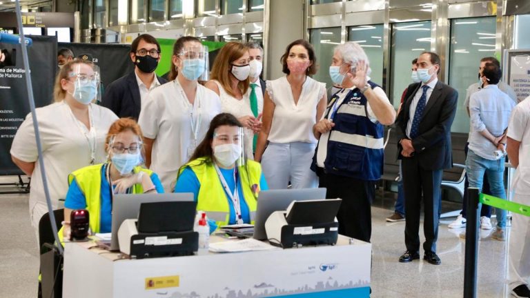 El certificado COVID-19 entra en vigor para garantizar 