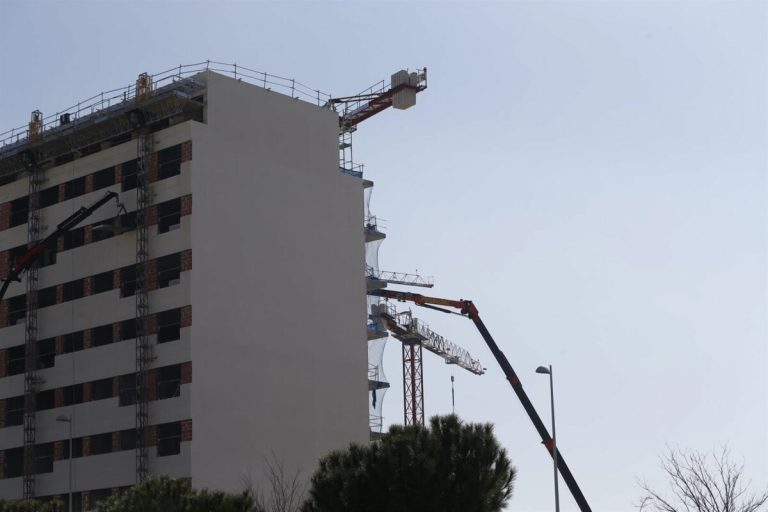 El sector de la construcción consigue recuperar sus niveles de producción prepandemia