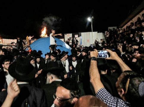 Erasmus y el sector de la hotelería llaman a la celebración de fiestas más responsables