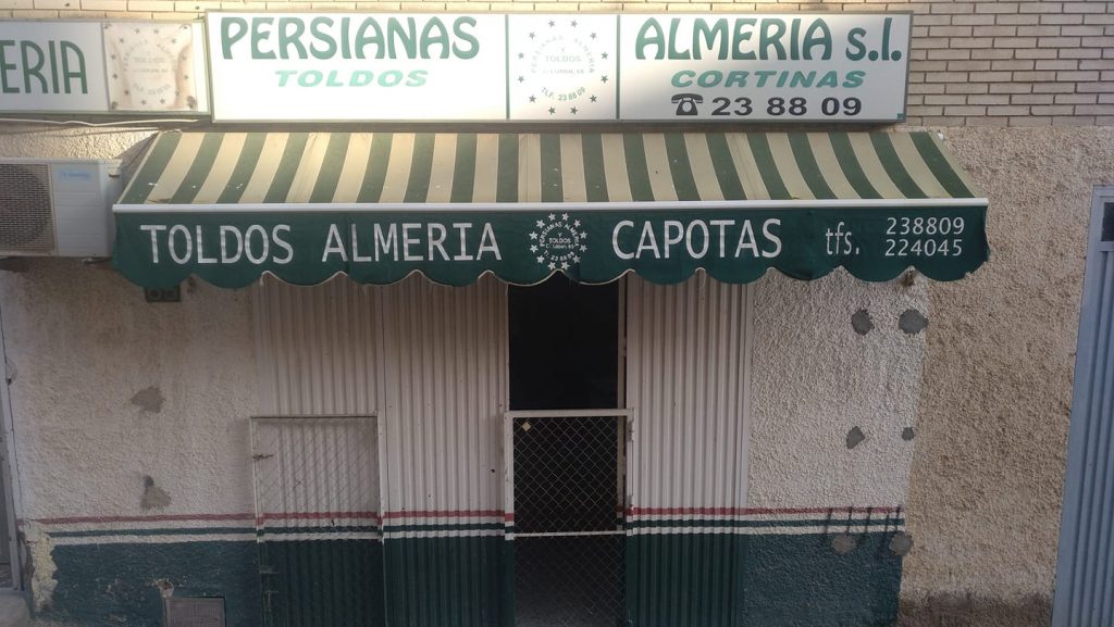 ¿Qué ocurría si tu toldo se estropeaba o querías cambiarlo de color?