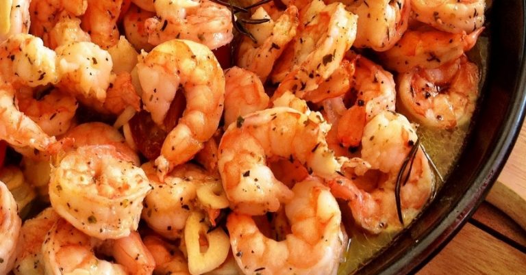 Gambas al ajillo: el error imperdonable que cometes siempre y arruina el plato
