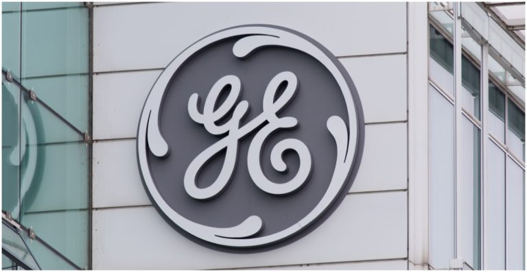 General Electric reduce un 45% sus pérdidas en el segundo trimestre