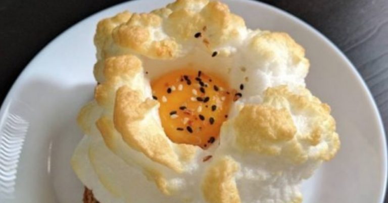 Huevo nube: cómo hacerlo en el horno y que salga esponjoso