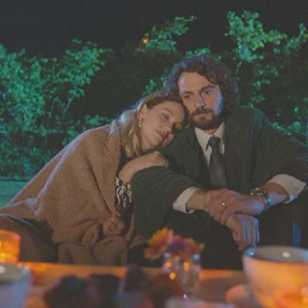 Por dónde será transmitida la serie Inocentes y cuantos capítulos son?