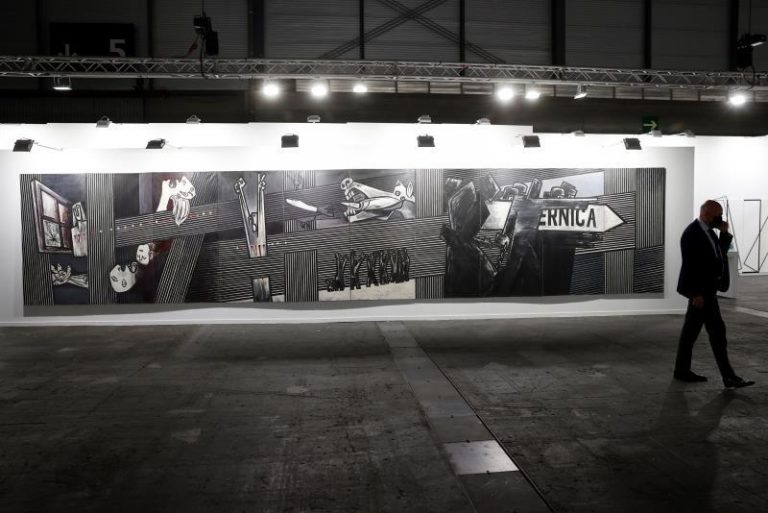 José de la Mano celebra la venta del 'otro' Guernica por 300.000 euros