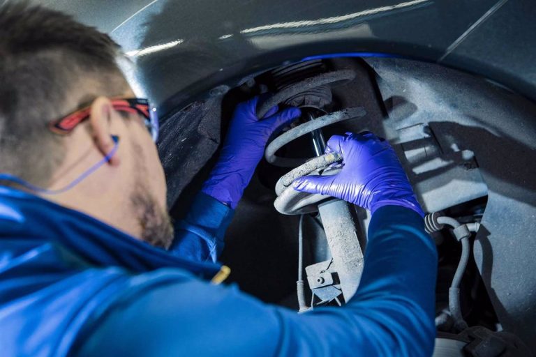 Los talleres facturaron en el primer semestre un 7% menos que antes de la pandemia