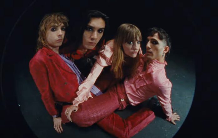 Maneskin I wanna be your slave 4