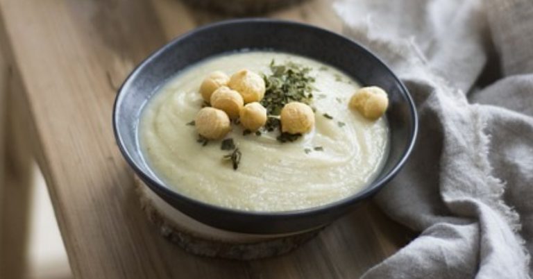 Mazamorra: así se prepara el desconocido precursor del salmorejo