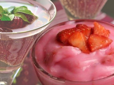Natillas con fresas_ cómo prepararlas en la Thermomix en 10 minutos Natillas con fresas: cómo prepararlas en la Thermomix en 10 minutos