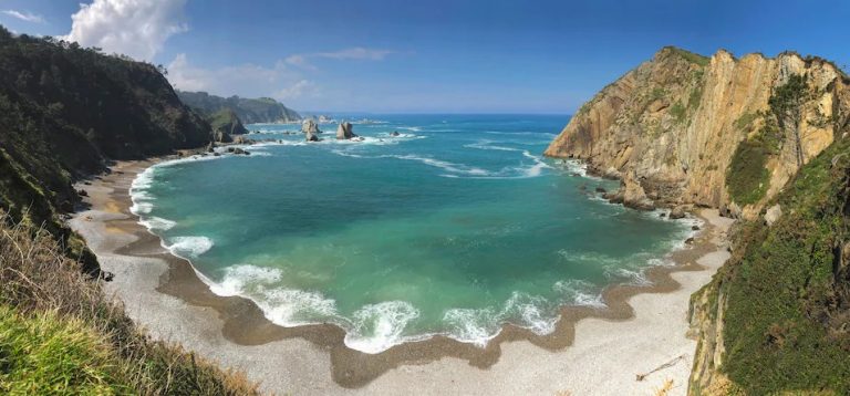 Playas de España desiertas y poco conocidas para tenerlas solo para ti