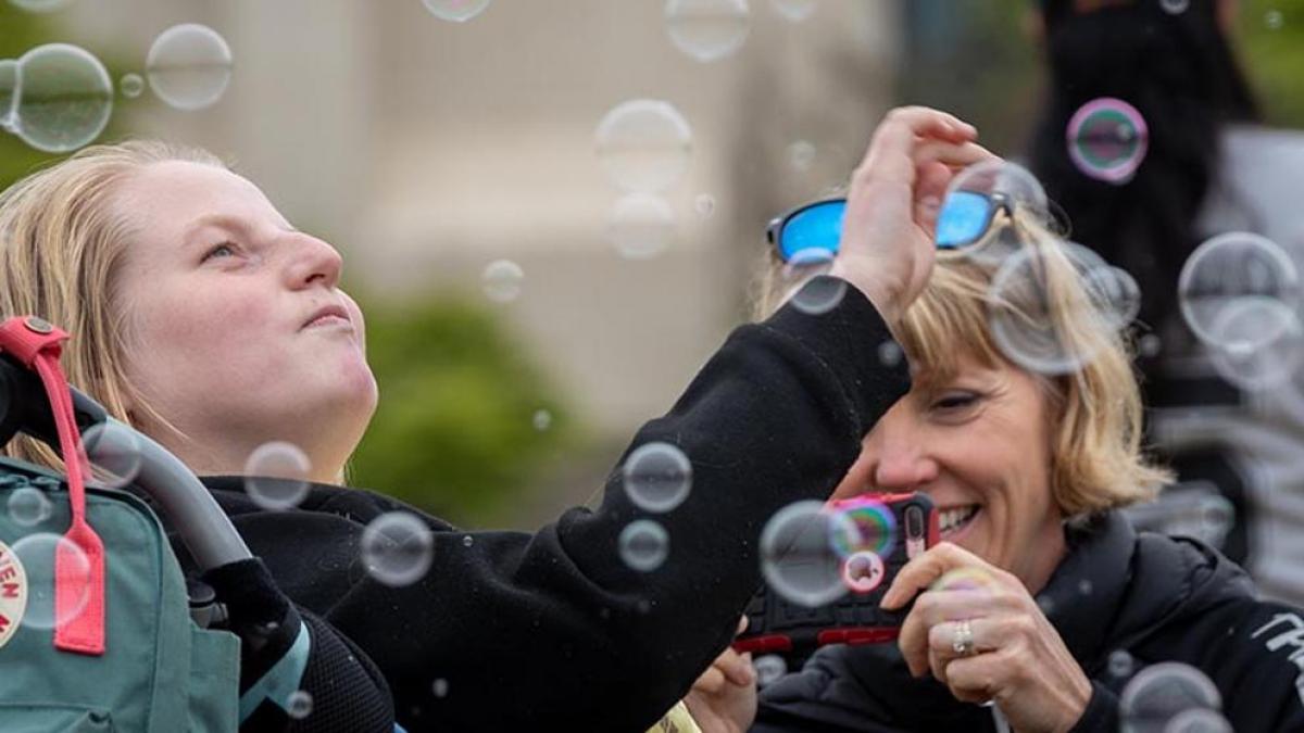 Qué es el síndrome de Angelman