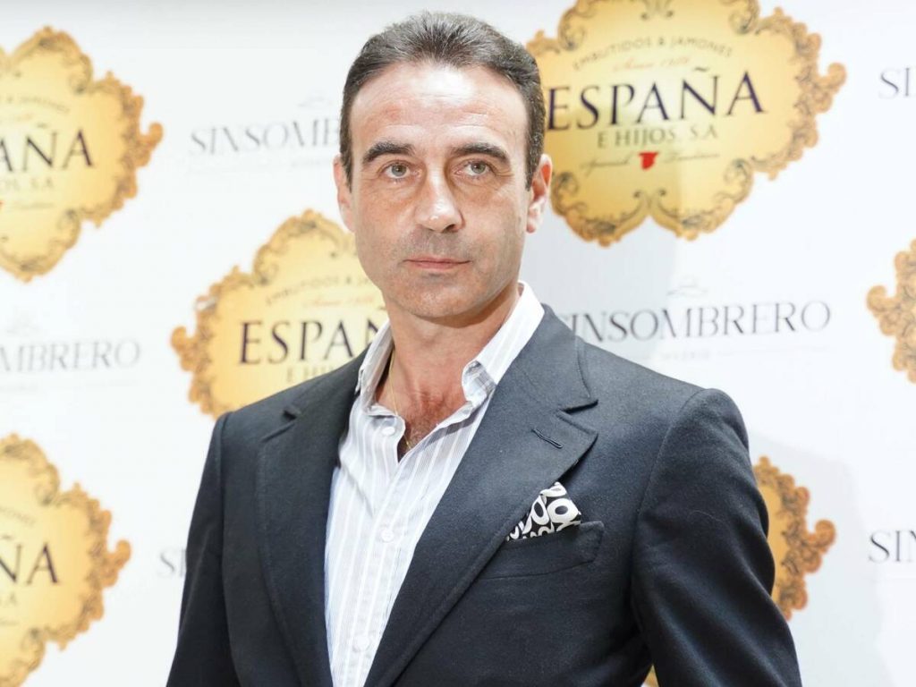 Enrique Ponce quiere hacer un cambio de 180 grados