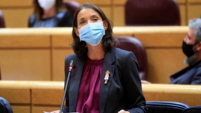 Maroto dice que ahora está centrada en su labor como ministra