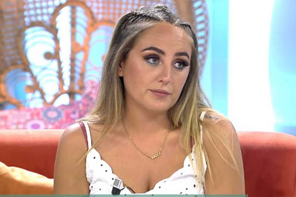 Rocío Flores en el ojo del huracán