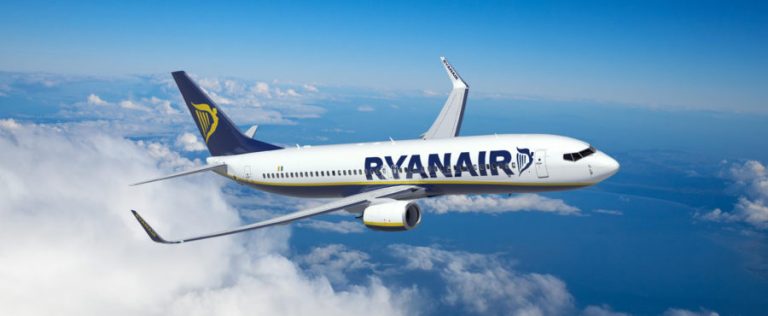 El TS declara nula la cláusula de Ryanair que permite mandar el equipaje en un vuelo distinto