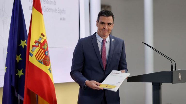 Sánchez lamenta que Aragonés no vaya a la Conferencia de Presidentes