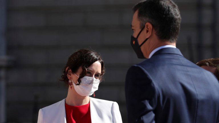 Sánchez traslada a Ayuso que hará armonización fiscal