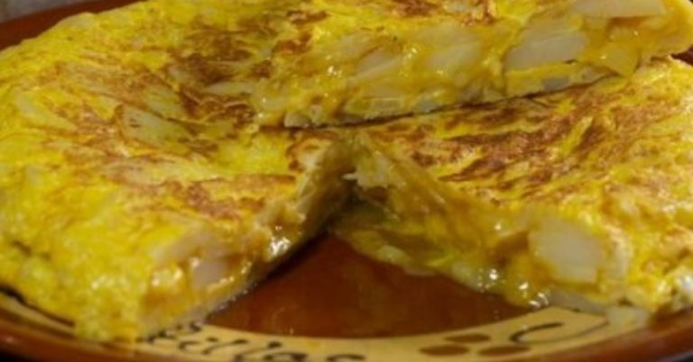 Tortilla de patatas: cuántos huevos hacen falta para una de cuatro personas que quede jugosa