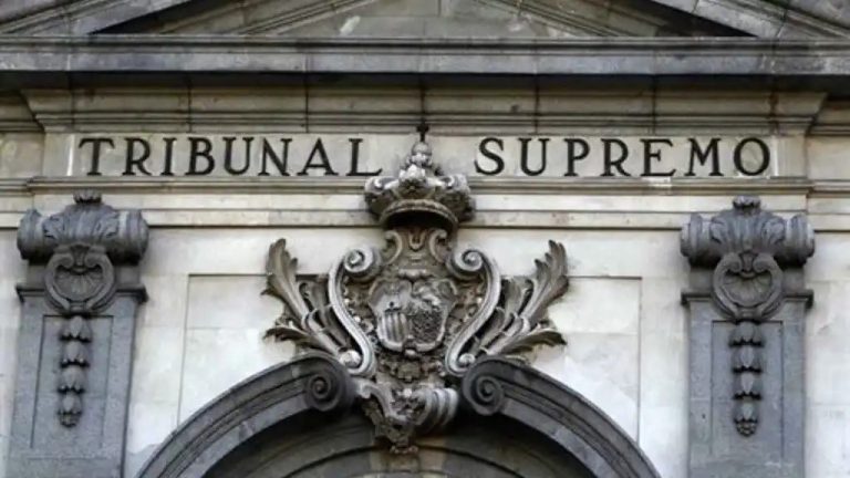 El TS rechaza que una interina mantenga las condiciones pactadas tras obtener plaza de indefinida