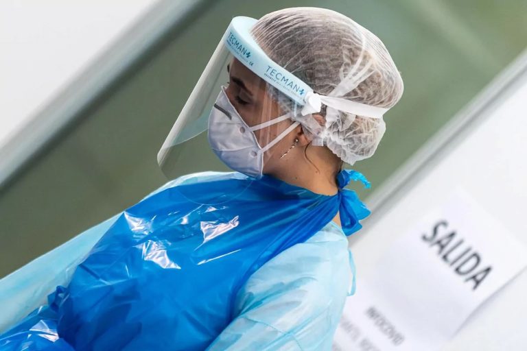 Valencia supera los 10.000 casos activos, la cifra más alta desde finales de febrero