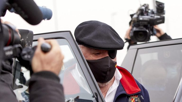 El juez rechaza devolver a Villarejo sus agendas