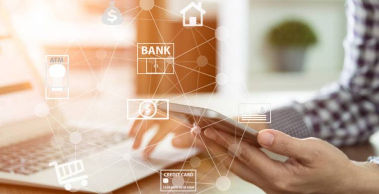 7 de cada 10 directivos del sector financiero creen que la banca española se ha adaptado al reto digital