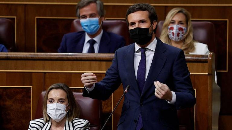 Casado pide a Sánchez evitar el fondo de la Generalitat para la fianza del TC