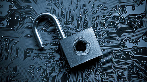 Desinstala del móvil estas 2 aplicaciones de Android que roban tus datos bancarios