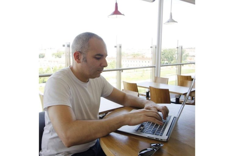 El funnel de ventas es la herramienta de marketing recomendada por el experto Israel Huerta a la hora de atraer un mayor número de clientes