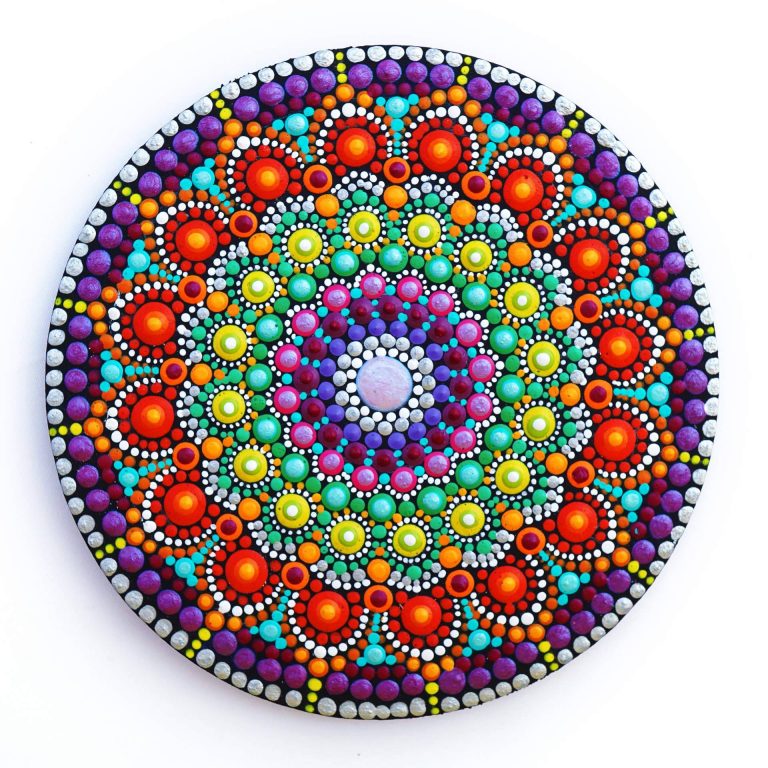 Cristina Flores dispone de una infinidad de posibilidades de cuadros Mandalas en su tienda online