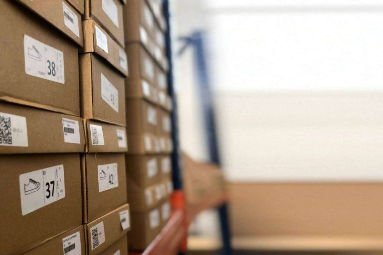 ¿Cuál es el coste de contratar un operador logístico?