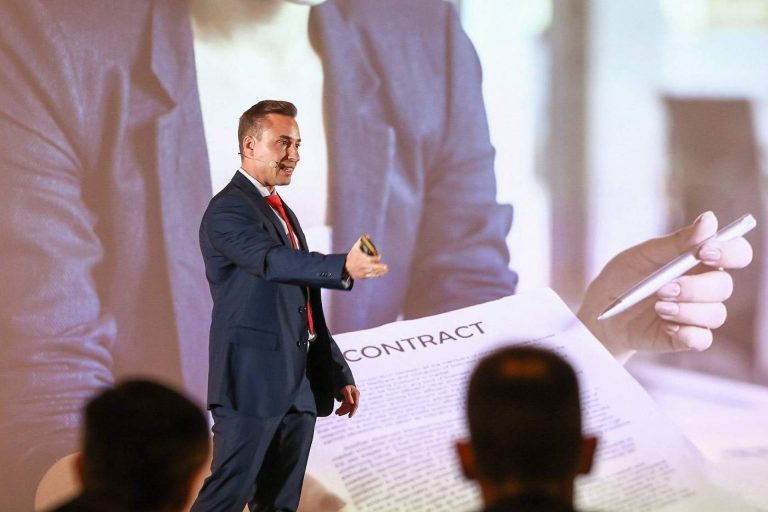 la importancia de un closer de ventas