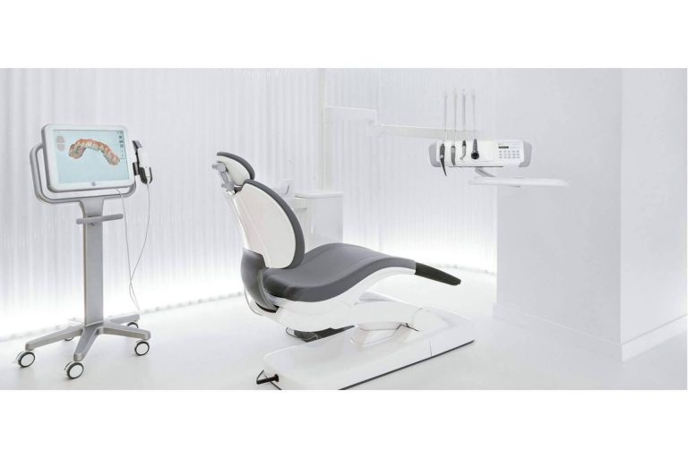 Tratamiento Invisalign en Murcia en Centros en Línea