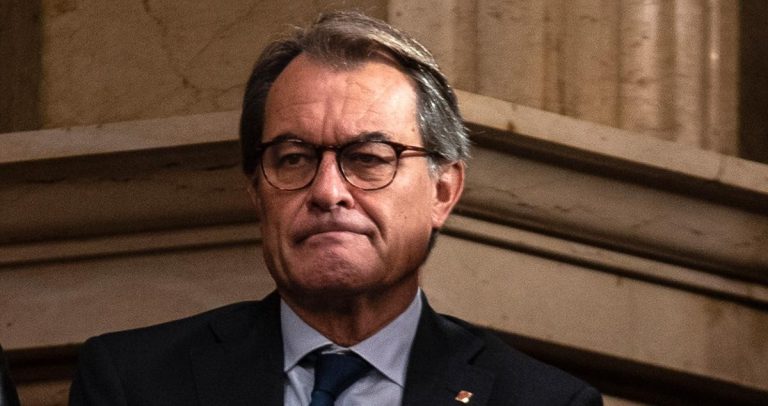 Mas recurre la fianza que le reclama el TC alegando indefensión por irregularidades en el proceso