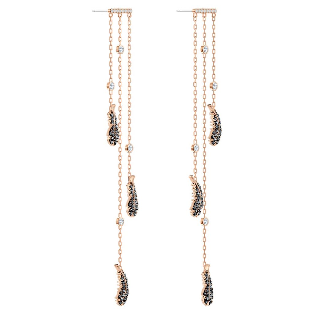 Ideales pendientes de plumas a la mitad de precio.