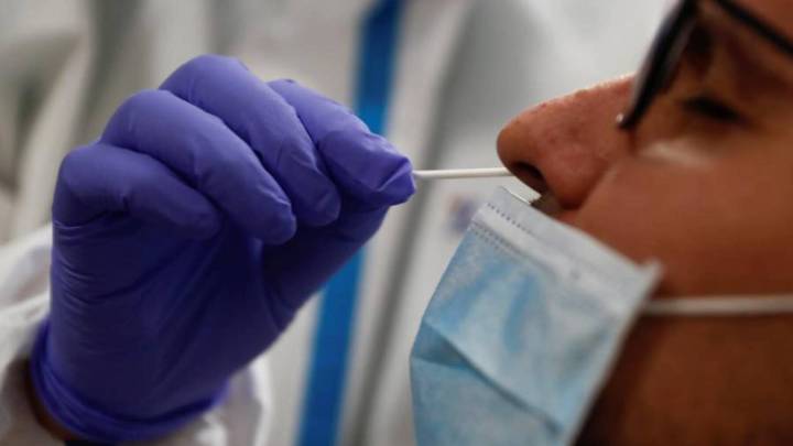 Relacionan los síntomas más leves de COVID-19 con infecciones previas con otros coronavirus