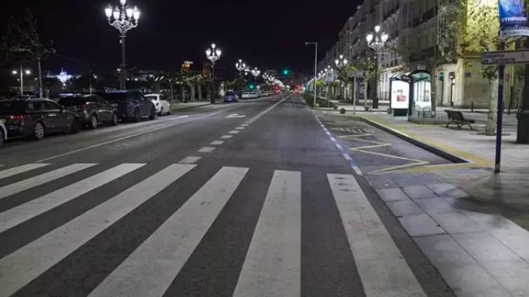 Cantabria y Cataluña piden aval a la Justicia para el toque de queda