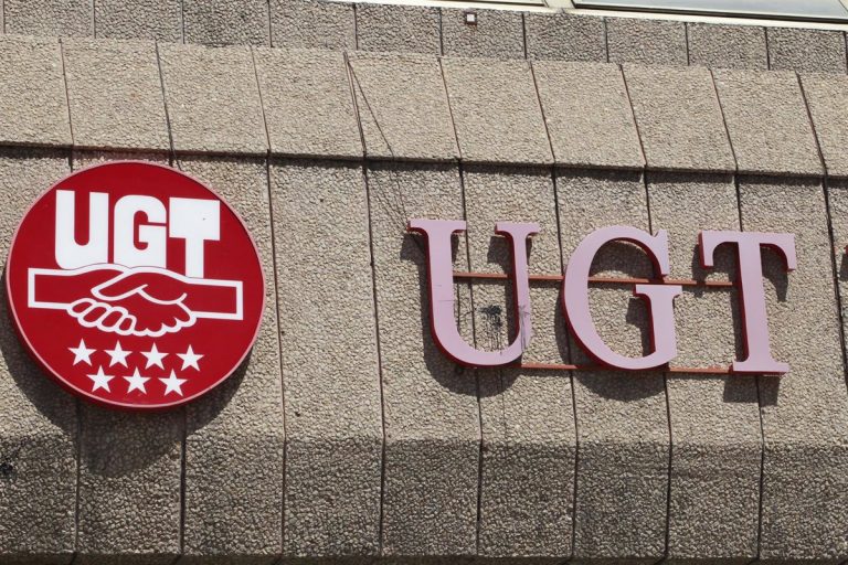 UGT advierte acerca de las empresas que se están lucrando ilegalmente abonando salarios anticipados