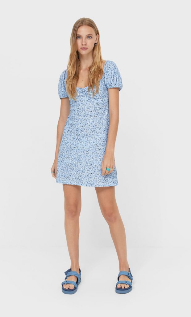 Modelos veraniegos de Stradivarius.