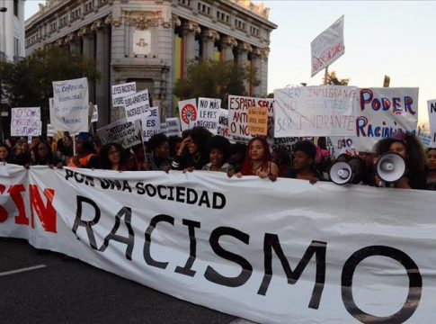 150 asociaciones reclaman protección universal de la víctima de delito de odio