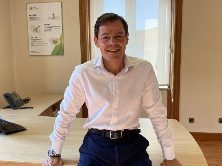 Alberto Martínez Lebeña es nombrado nuevo Director General de Mutua Montañesa