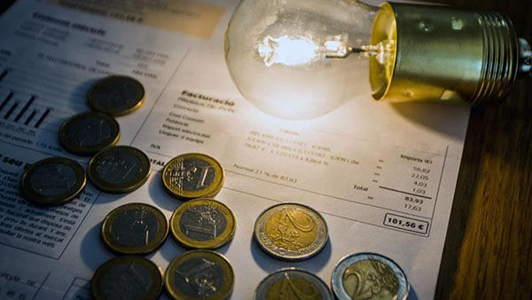 ¿Qué pasa si necesito hacer cambios por fallecimiento de titular?