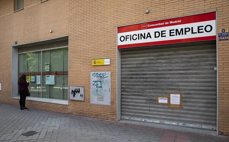 Cómo apuntarte a los cursos del SEPE 50 ¿Quiénes tienen acceso a los servicios que ofrece el organismo?